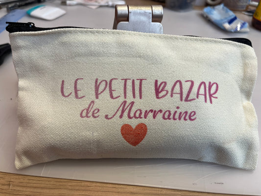 Trousse « Le petit bazar de Marraine » – Cadeau personnalisé
